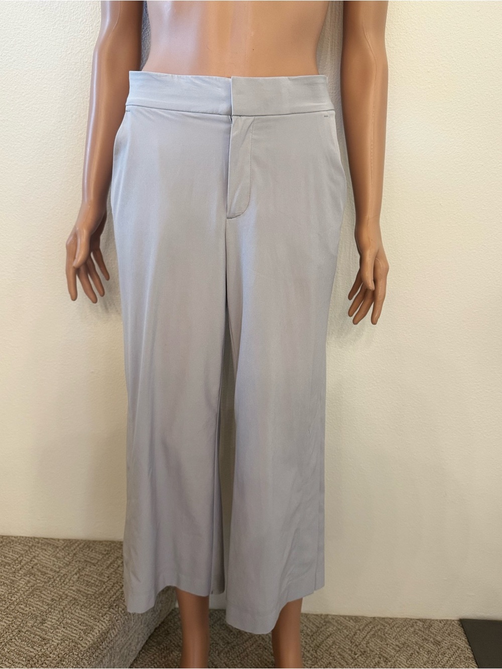 Athleta Pale Gray Cropped Wide-Leg Pants